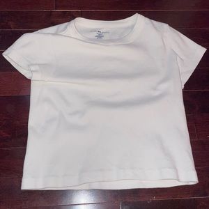 Womens brandy Melville Ashlyn cropped t shirt.